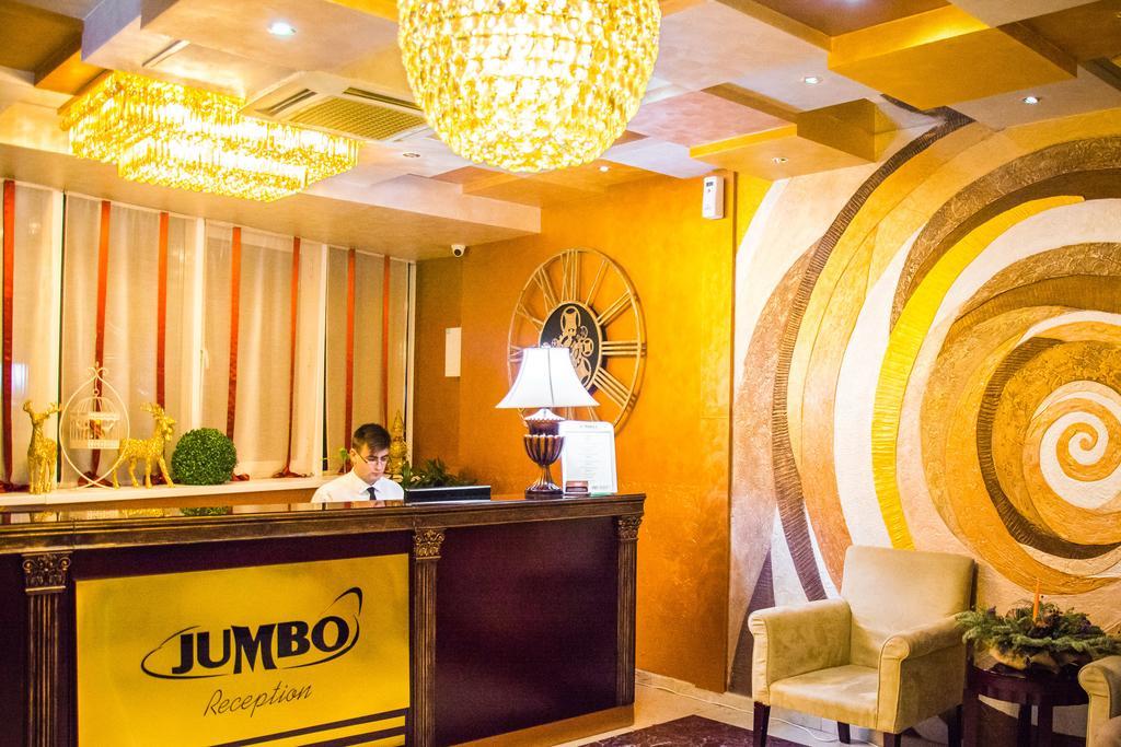 Jumbo Hotel Chisinau Exterior photo